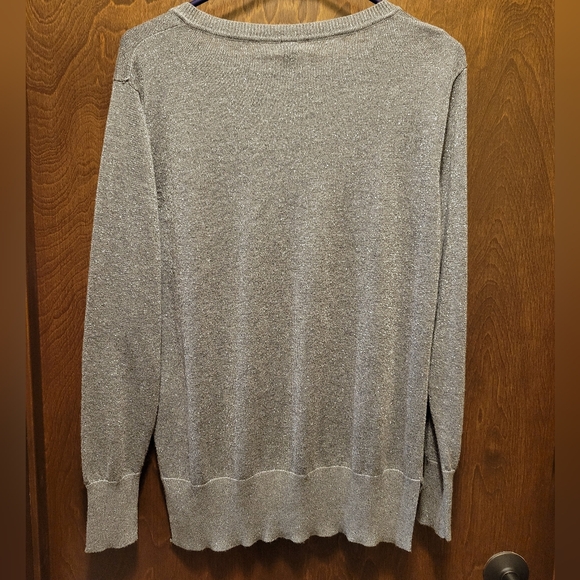 NWT Silver Sweater - Picture 6 of 8